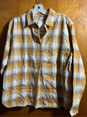 Yellow Plaid Long Sleeve Shirt, Size Medium